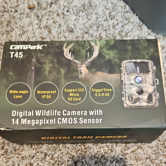 Green and Brown Wildlife Camera 14MP CMOS Sensor - Picture 1 of 3